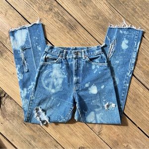 Vintage Super Thrashed Lee Riders 24x29